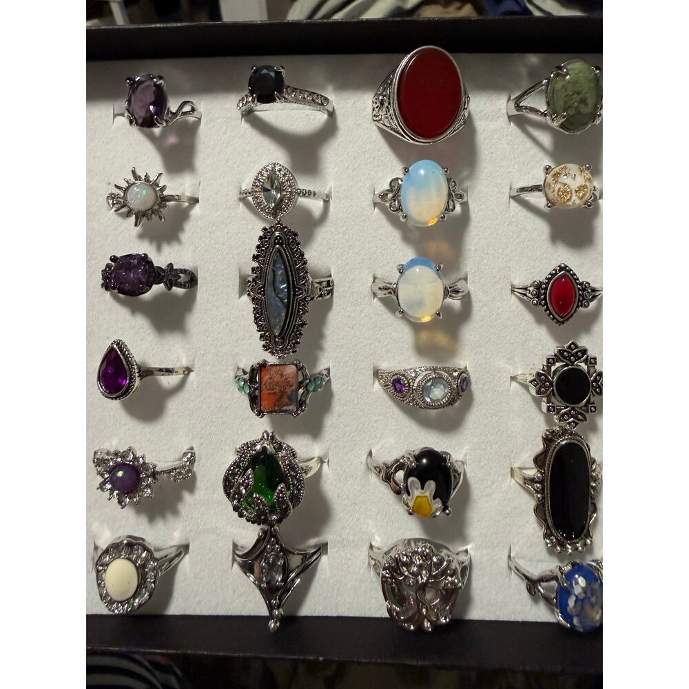 Bundle Silver Tone Costume Rings - Picture 3 of 4